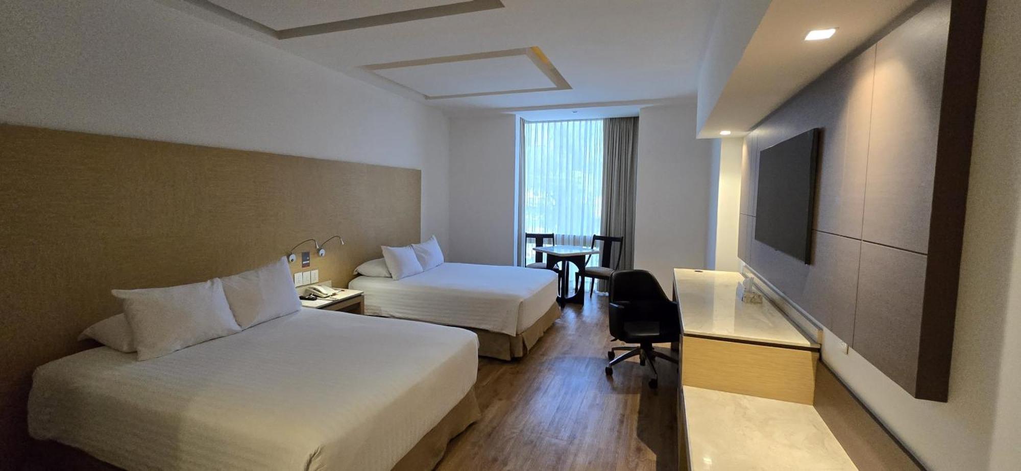 Ramada By Wyndham Mexico City Santa Fe Extérieur photo